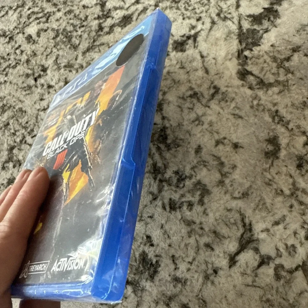 Brand NEW Factory SEALED, Call of Duty: Black Ops 4 IIII - PlayStation 4 PS4